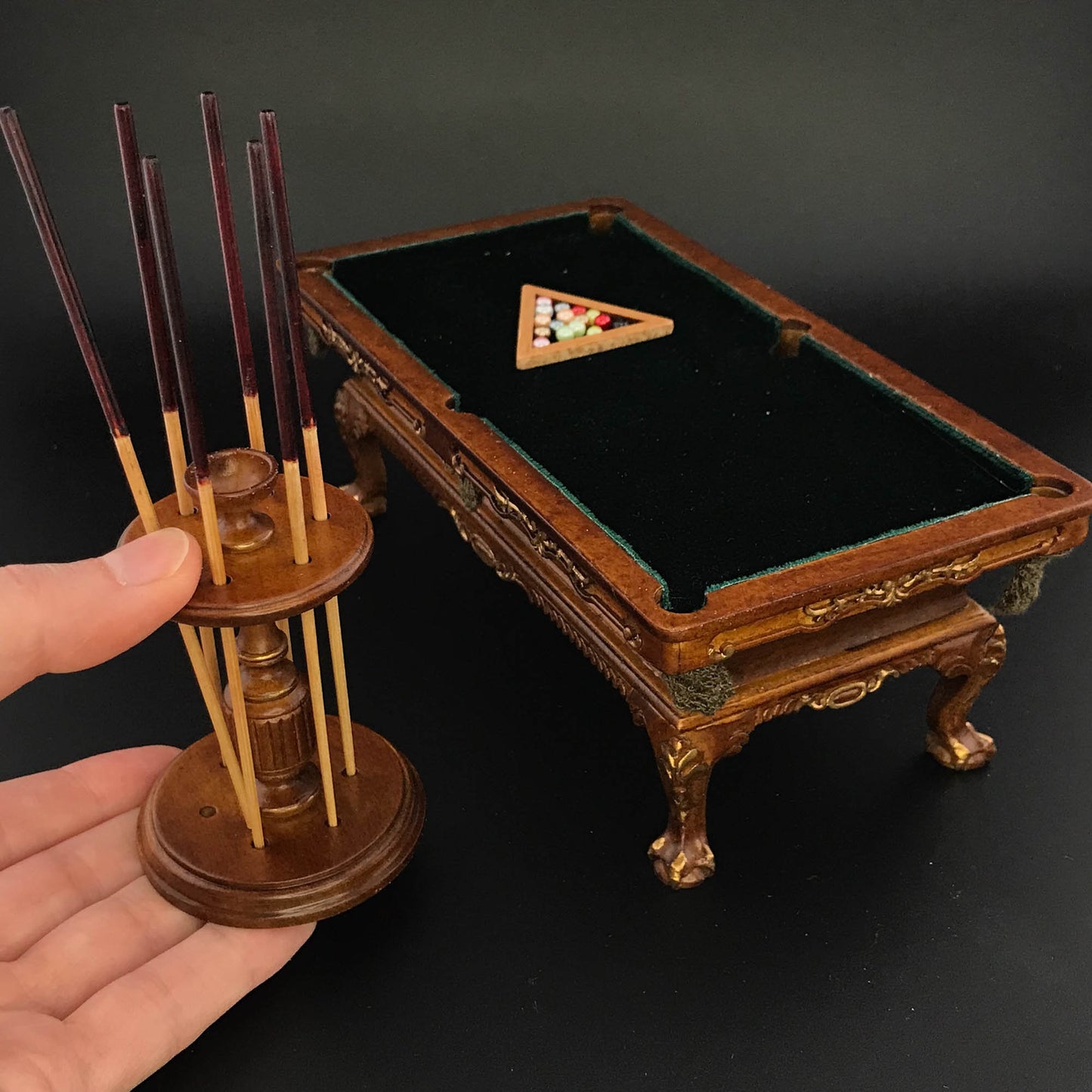 Miniature pool table set for 1:12 dollhouse Wooden Walnut Billiards top quality