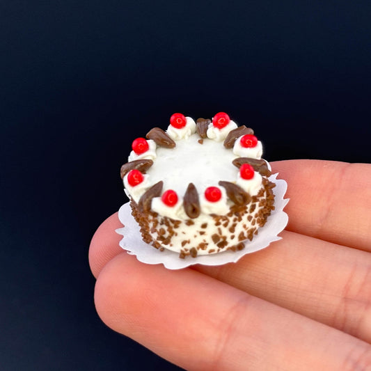 Handmade white cream cake in  1:12 scale for dollhouse miniature polymer clay
