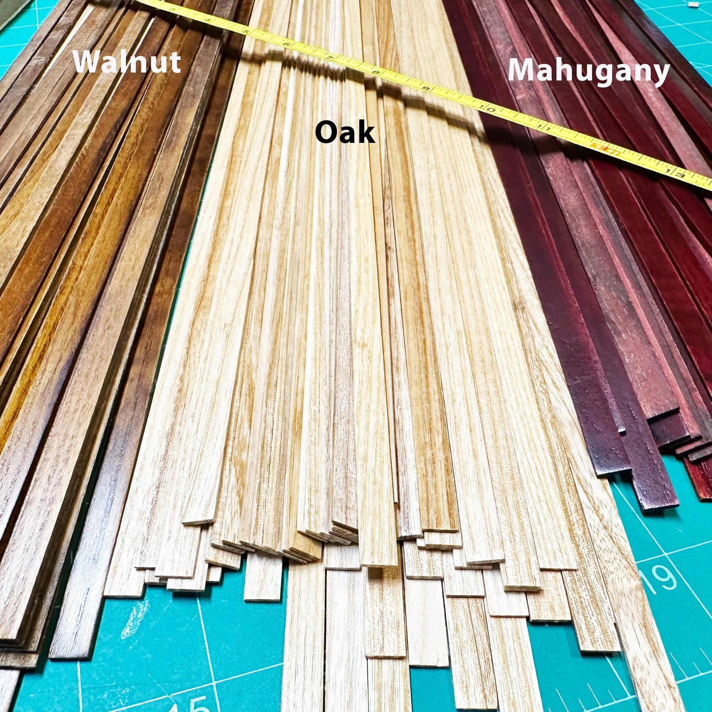 Revêtement de sol en bois dur de qualité supérieure pour maison de poupée, 50 bandes, 19,5" x 16", finition brillante, échelle 1:12