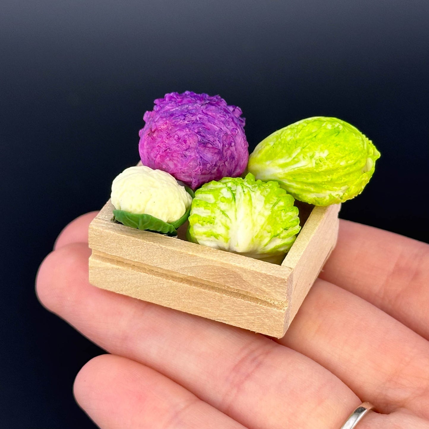Assorted loose lettuce and cabbage crate - 4 pcs variety of lettuce in a wooden crate - 1:12 scale dollhouse miniature food
