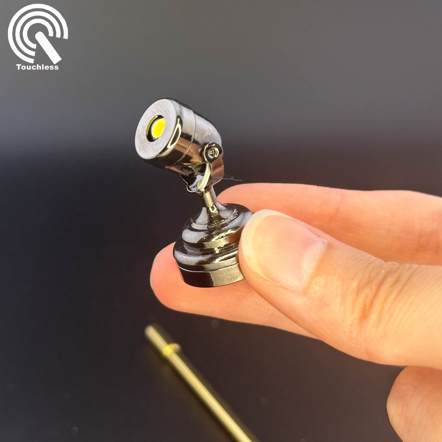 Miniature Spotlight Stage Touchless operation with Wand 1:12 scale lamp LED for dollhouse No-touch No-Switch spot light