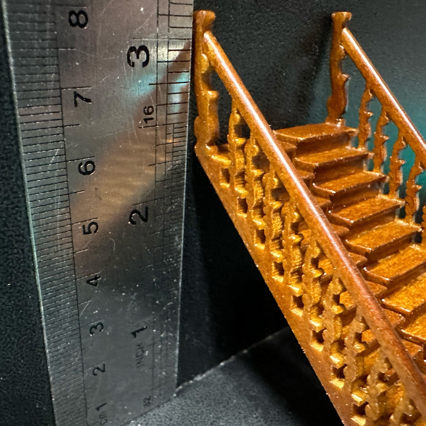 1:48 1/4" quarter scale Right staircase Top quality walnut dollhouse miniature Q9514R