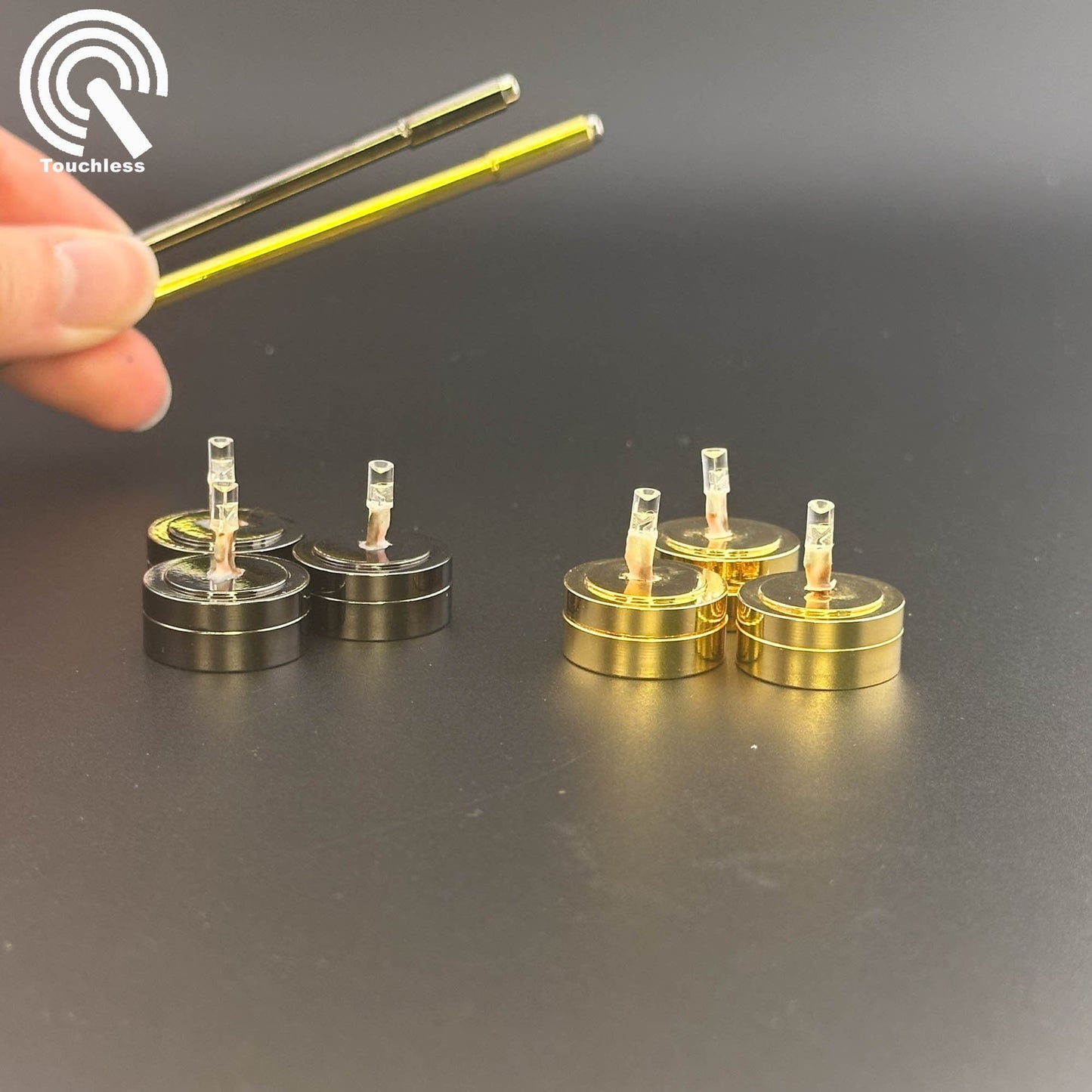 Lot de 3 lampes miniatures à LED à monter soi-même, base ultra-lumineuse, fonctionnement sans contact avec baguette, échelle 1:12, pour maison de poupée, sans contact ni interrupteur.