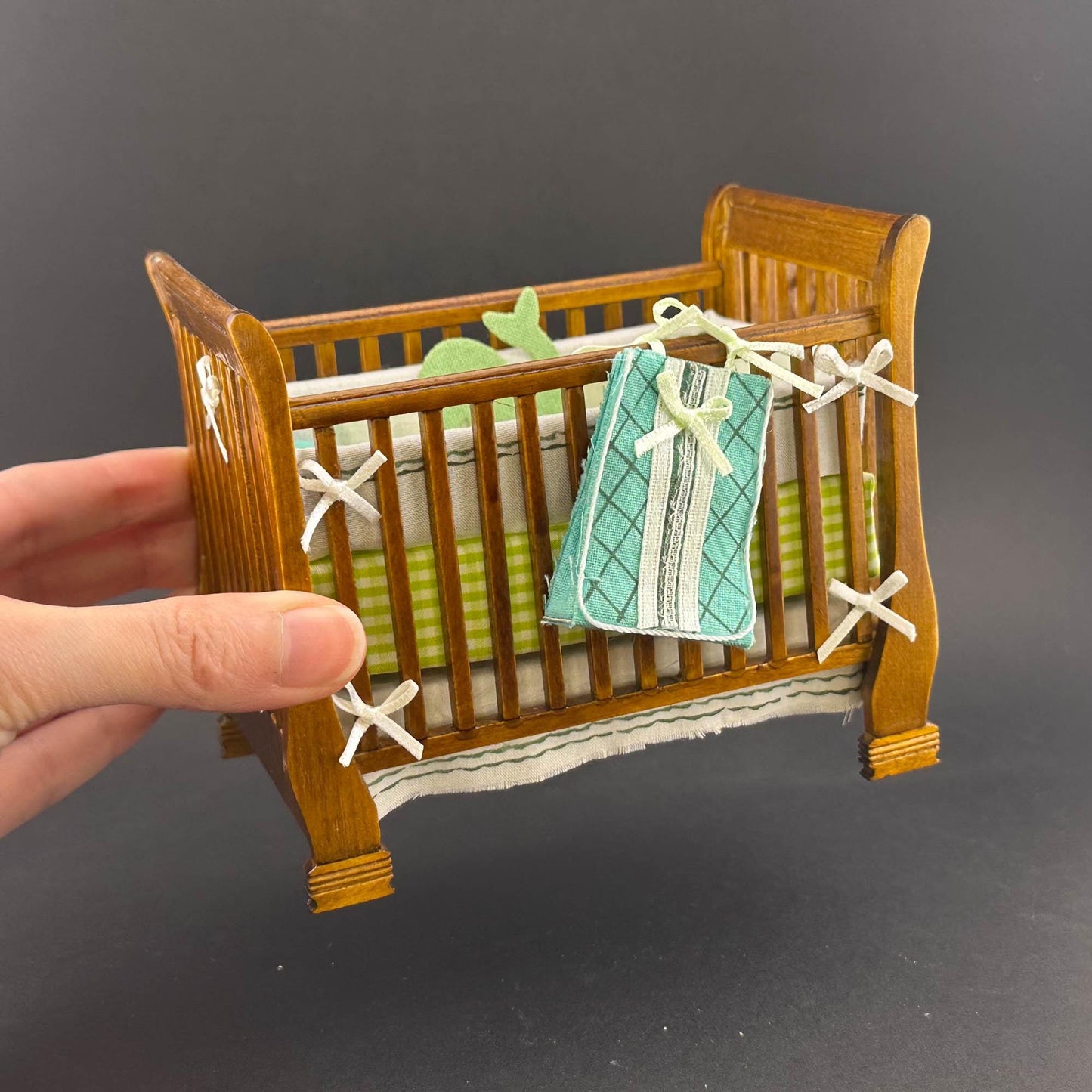 Miniature baby crib bed for 1:12 scale dollhouse wood economic