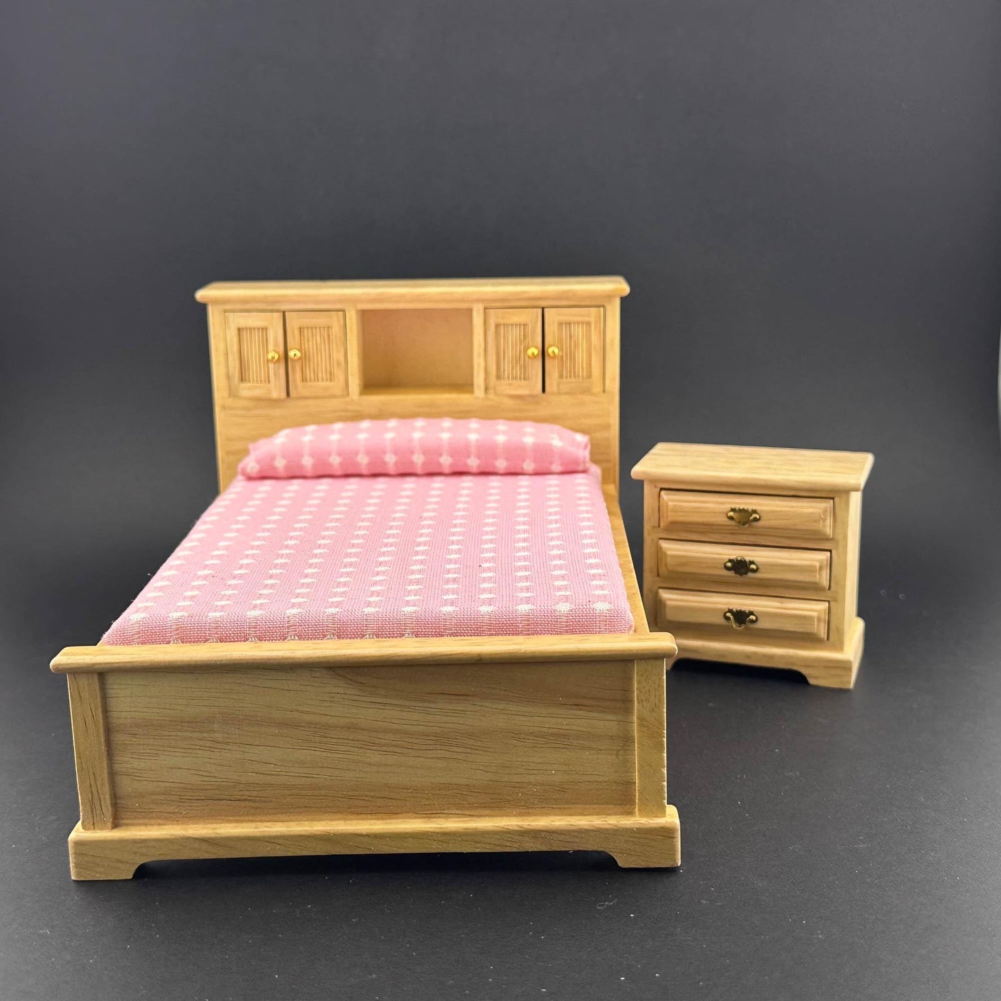 Miniature bedroom suite Economy Set 4pcs bed rocking chair dresser bedstand for 1:12 scale dollhouses miniature oak wood