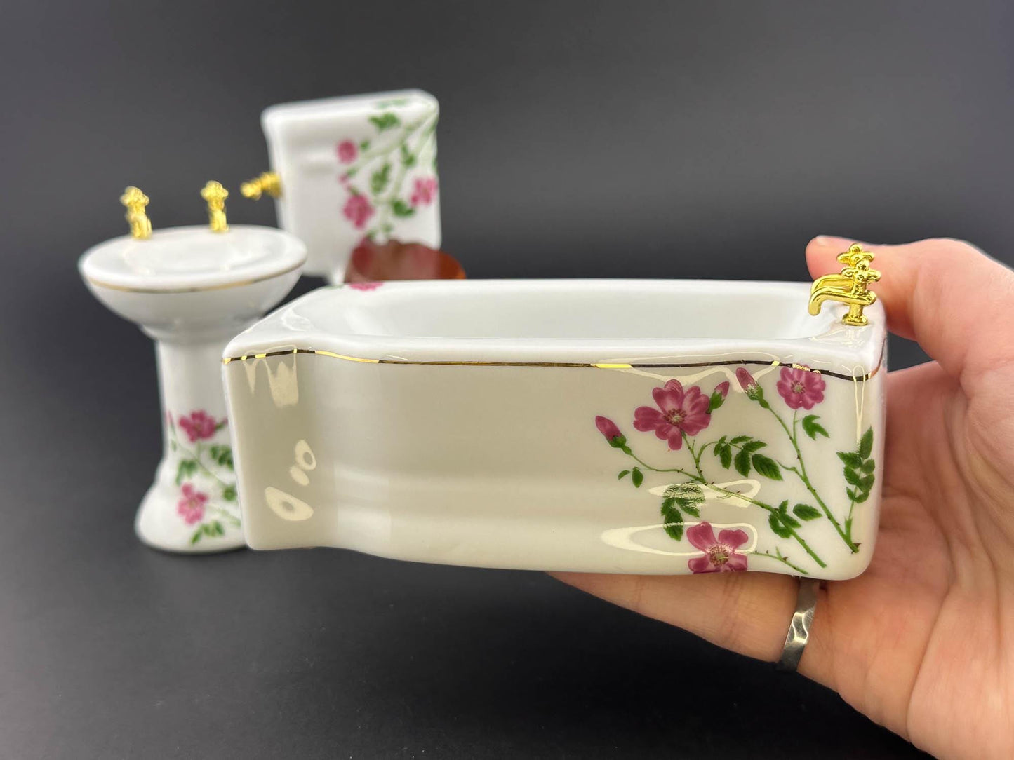 Dollhouse miniature White porcelain Floral Bathroom Set/3pcs  in 1:12 scale Bathtub, Sink, and Toilet