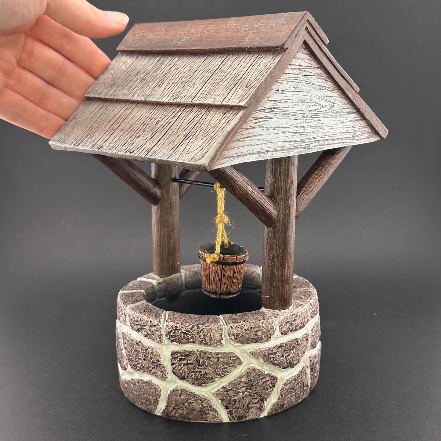 Fieldstone Wishing Well for 1:12 dollhouse miniature Polyresin with a realistic finish with a bucket