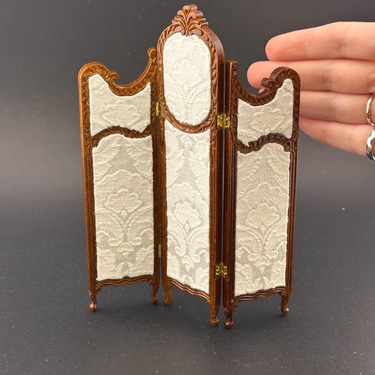 Adjustable Panelled Screen divider partition wall elegant  for 1:12 bedroom dollhouse miniature wood WN with white fabric