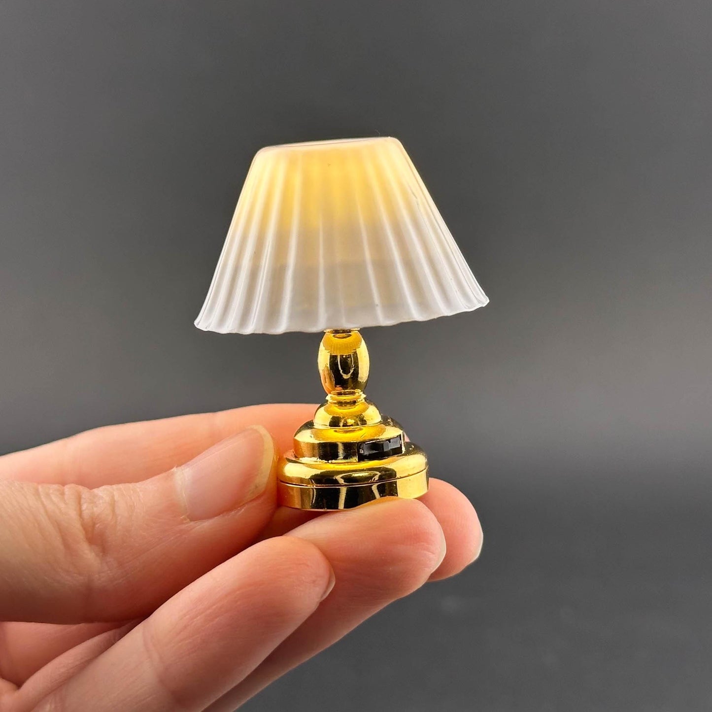 Brass table Lamp LED light super bright with on/off switch for 1:12 dollhouse miniature bedroom bedstand lamp
