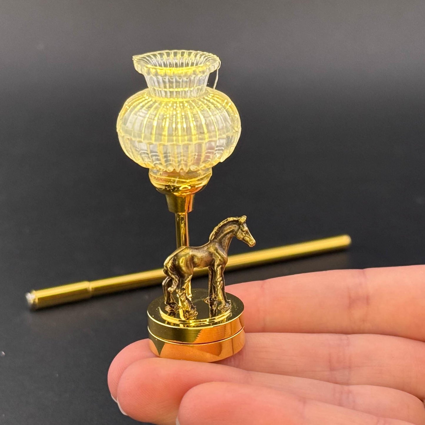 Miniature Touchless operation with Wand  1:12 table lamp LED for Dollhouse No-touch No-Switch Stick PONY miniature horse Table Lamp