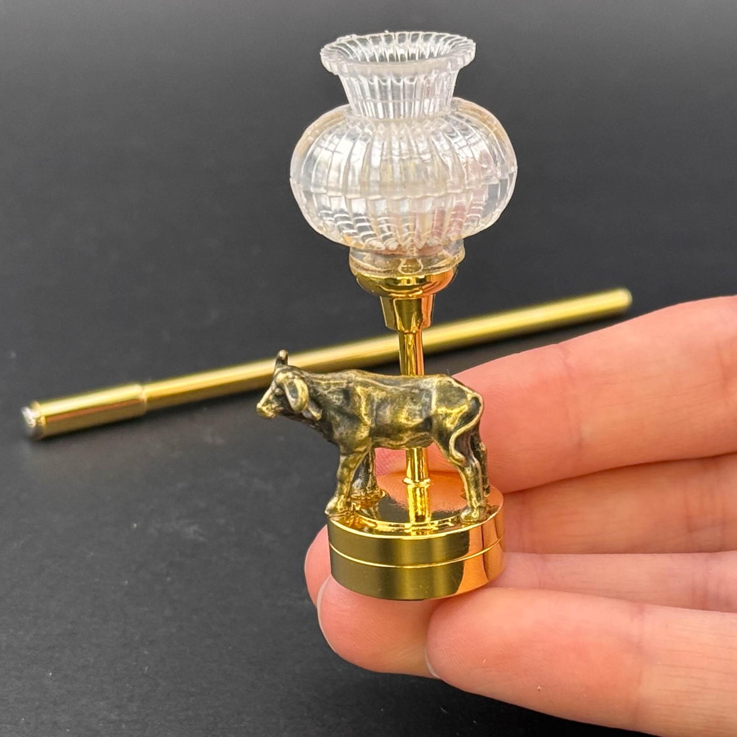 Miniature Touchless operation with Wand  1:12 table lamp LED for Dollhouse No-touch No-Switch Stick Standing Bull Ox Table Lamp
