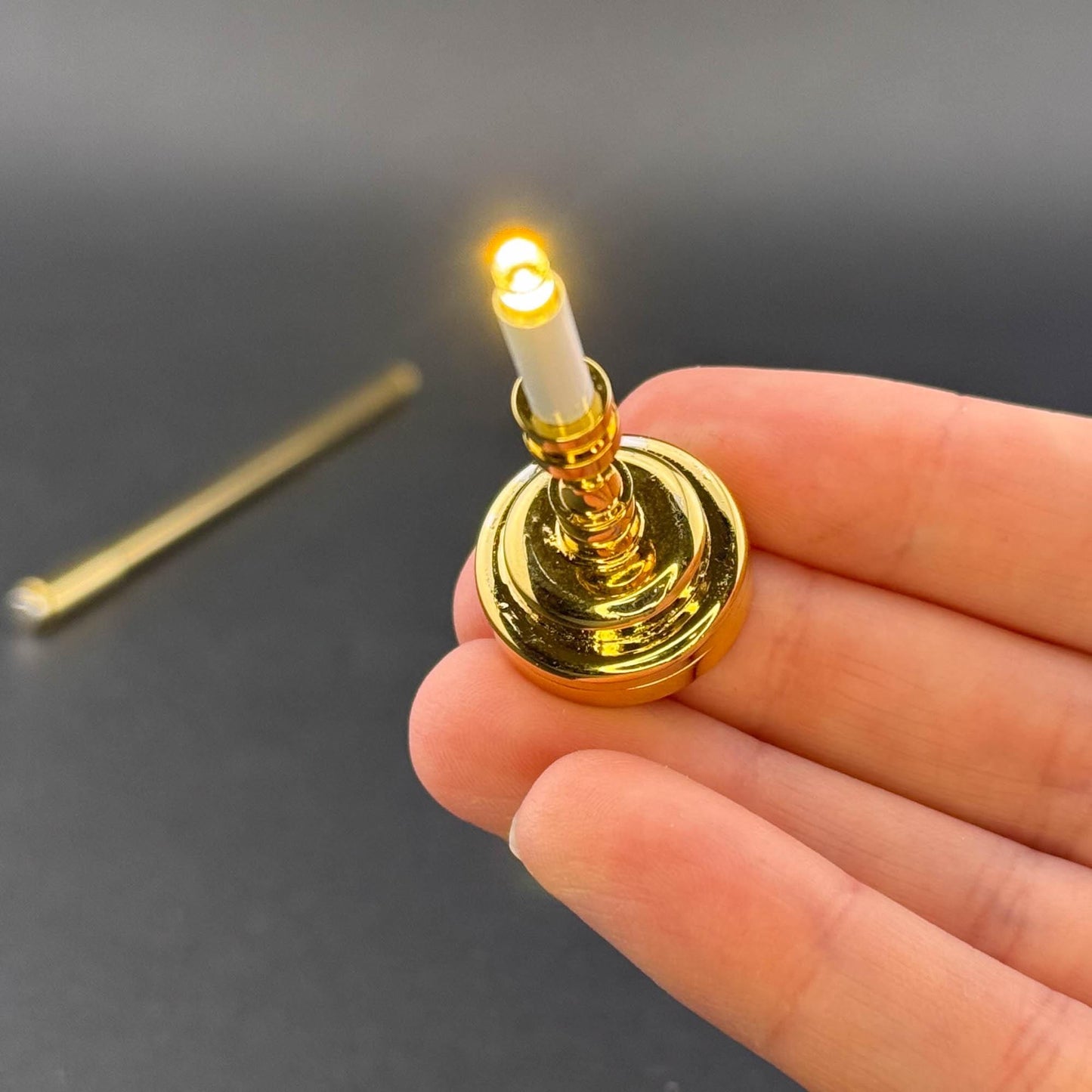 Miniature Touchless operation with Wand  1:12 table lamp LED for Dollhouse No-touch No-Switch Brass candlestick