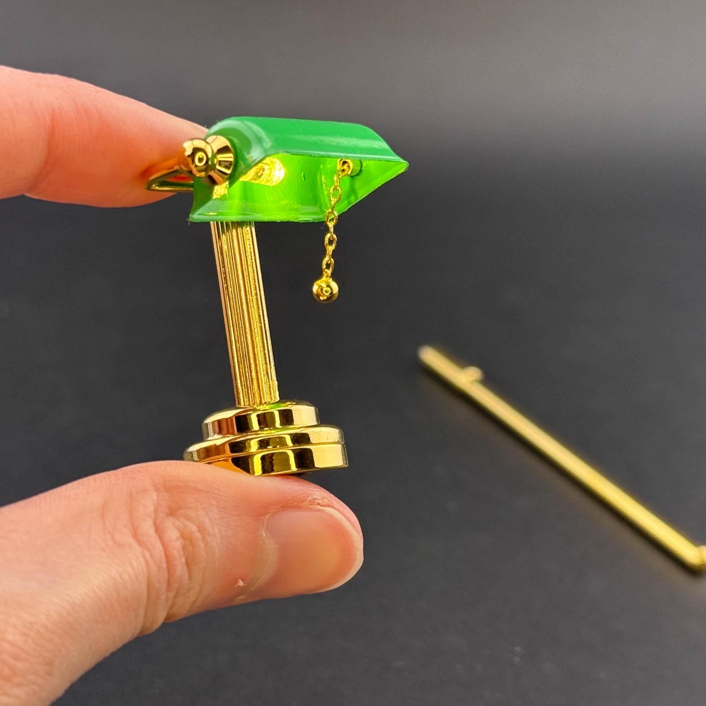 Miniature Touchless operation with Wand  1:12 table lamp LED for Dollhouse No-touch No-Switch Victorian Brass Green desk light