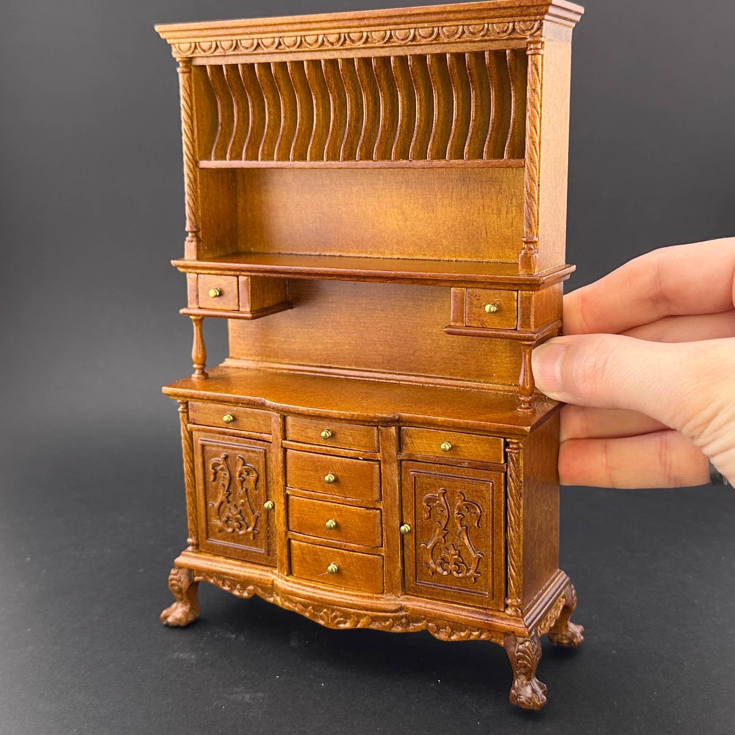 Fine Quality ornate Buffet and Hutch 1:12 scale for dollhouse miniature Y2064WN