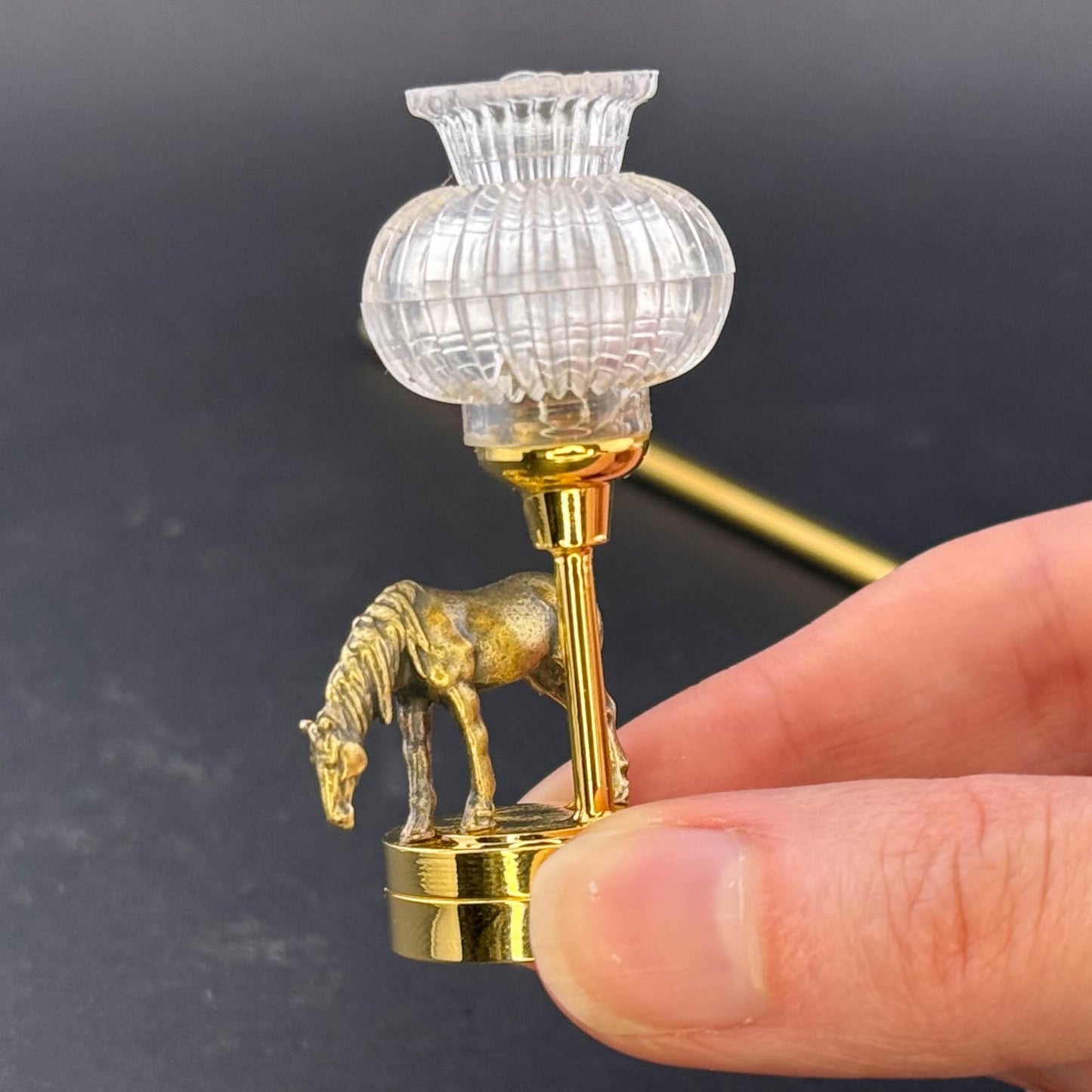 Miniature Touchless operation with Wand  1:12 table lamp LED for Dollhouse No-touch No-Switch Stick Horse Eating Table Lamp