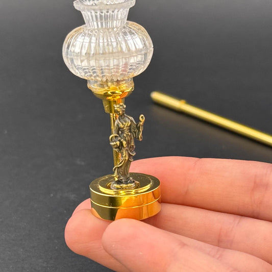 Miniature Touchless operation with Wand  1:12 table lamp LED for Dollhouse No-touch No-Switch Stick Flower Girl Woman Table Lamp