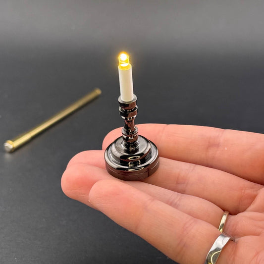Miniature Touchless operation with Wand  1:12 table lamp LED for Dollhouse No-touch No-Switch Black candlestick