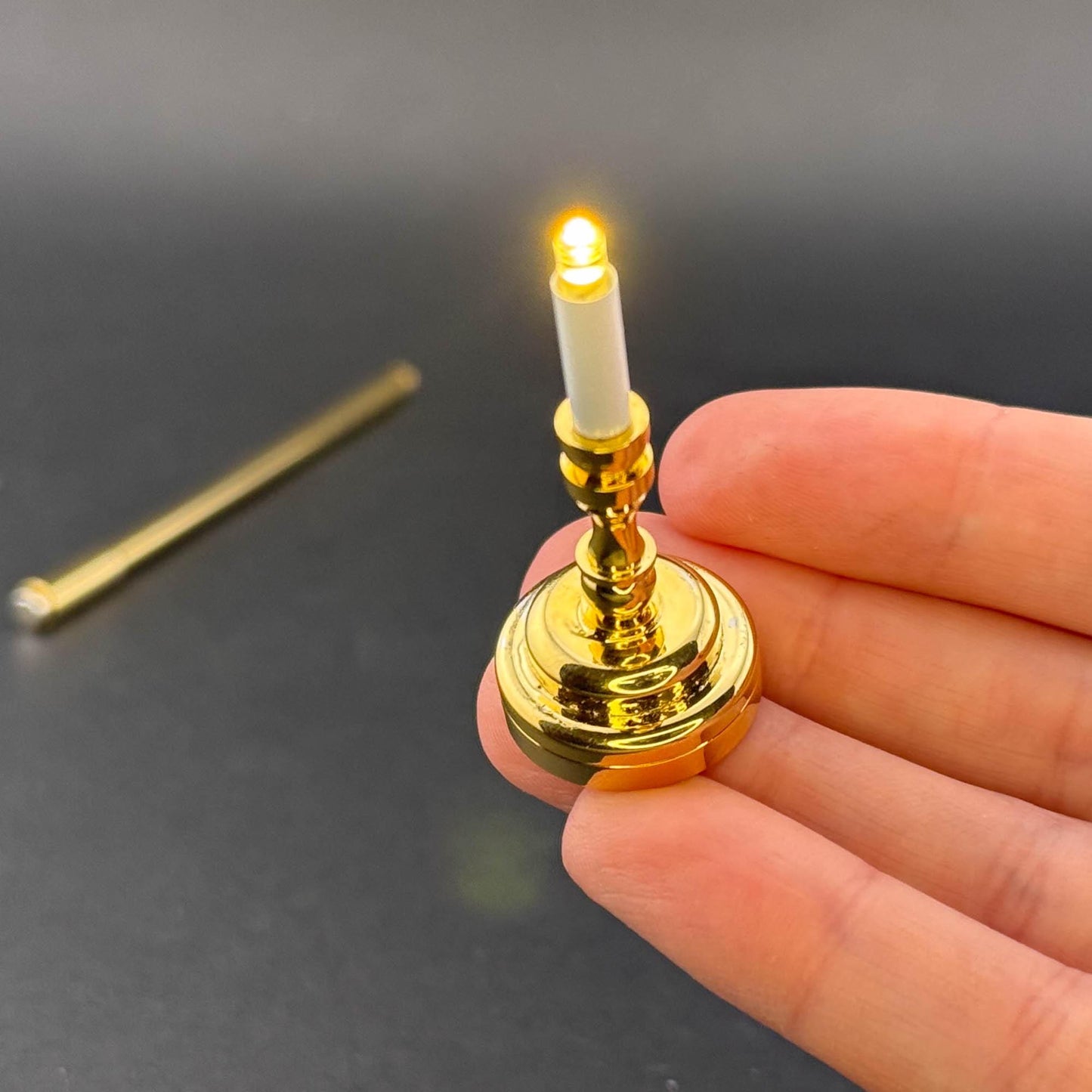 Miniature Touchless operation with Wand  1:12 table lamp LED for Dollhouse No-touch No-Switch Brass candlestick