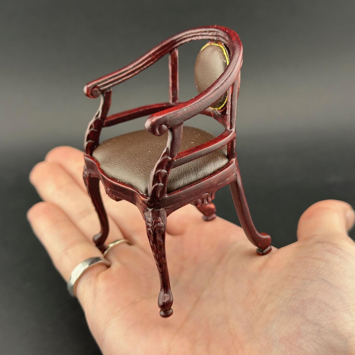 Victorian Captain’s chair armchair, Quality mahogany office, Leather top 1:12 scale for Dollhouse miniature