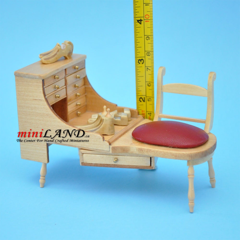 Quality Cobblers Shoemaker Bench Dollhouse Miniature 1:12 V4012-PO wood
