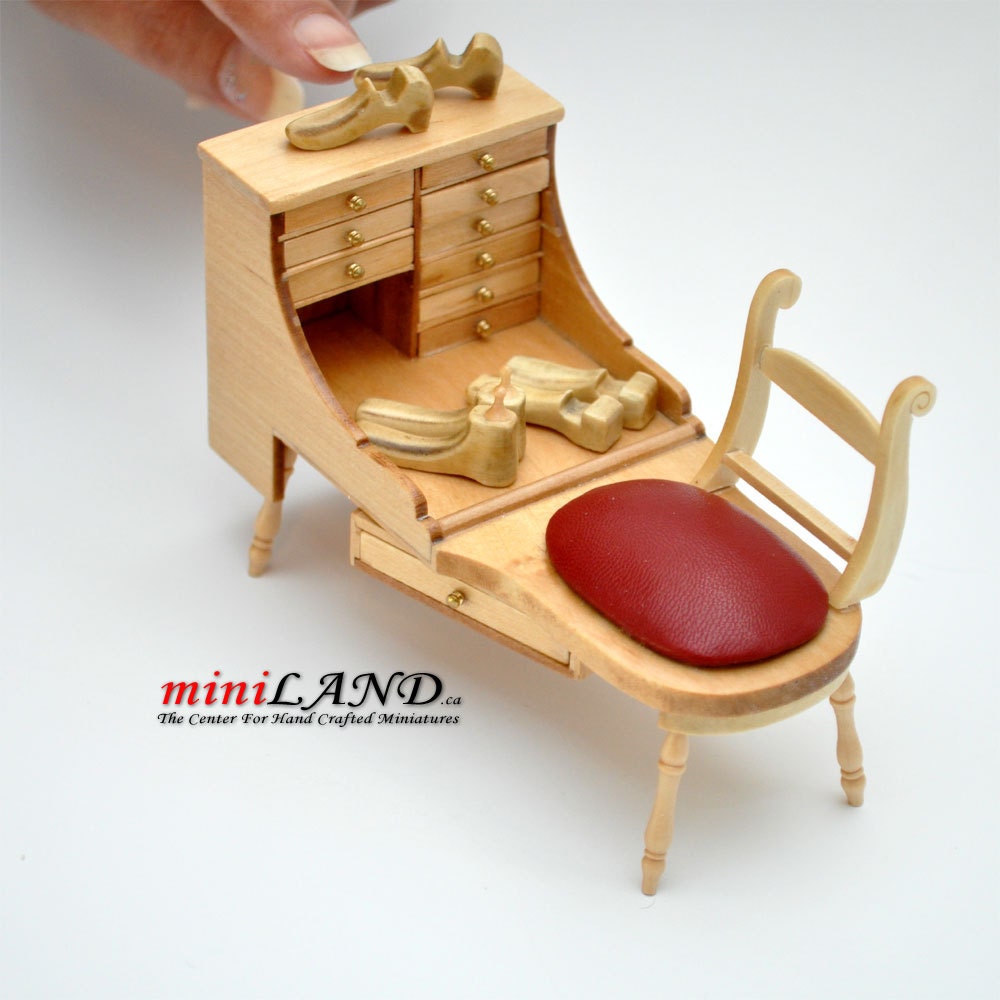 Quality Cobblers Shoemaker Bench Dollhouse Miniature 1:12 V4012-PO wood