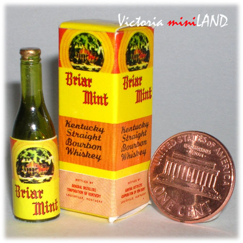 Miniature Briar Mint Whiskey Bottle with Box – 1:12 Scale