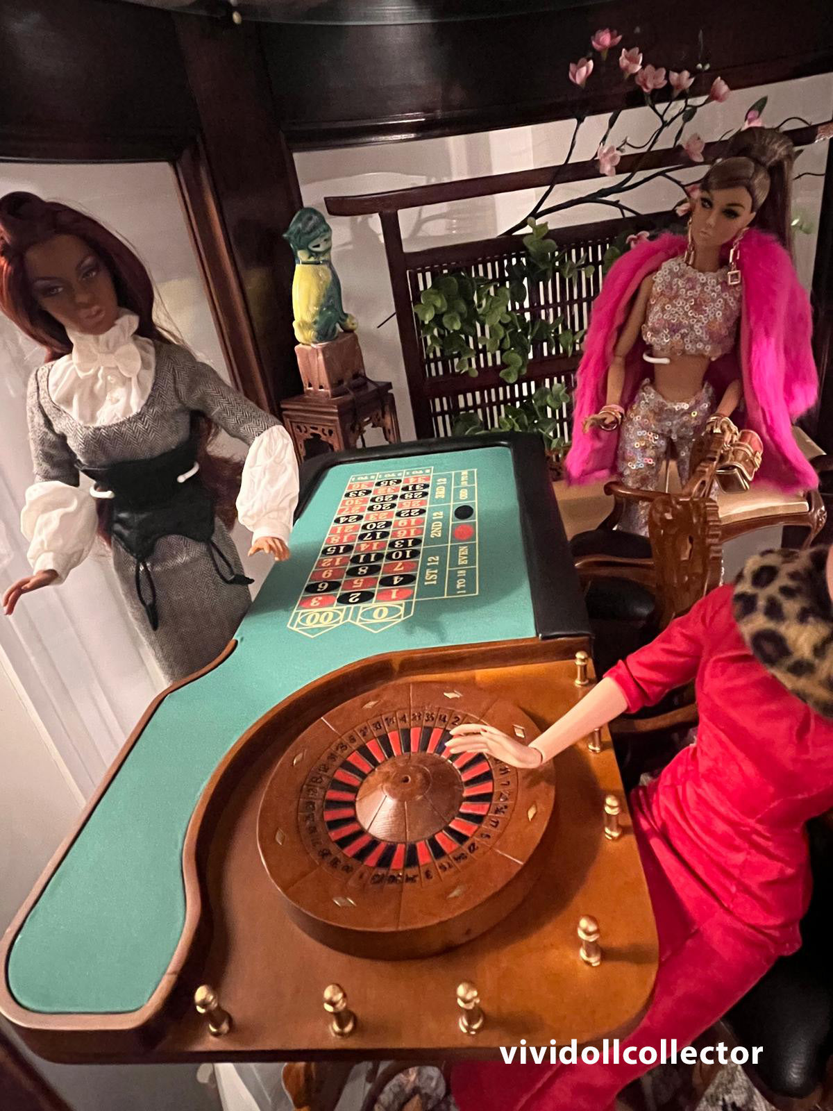 1:6 scale Roulette Casino Wheel play game Dollhouse miniature bet gamble (Table ONLY) For fashion dolls